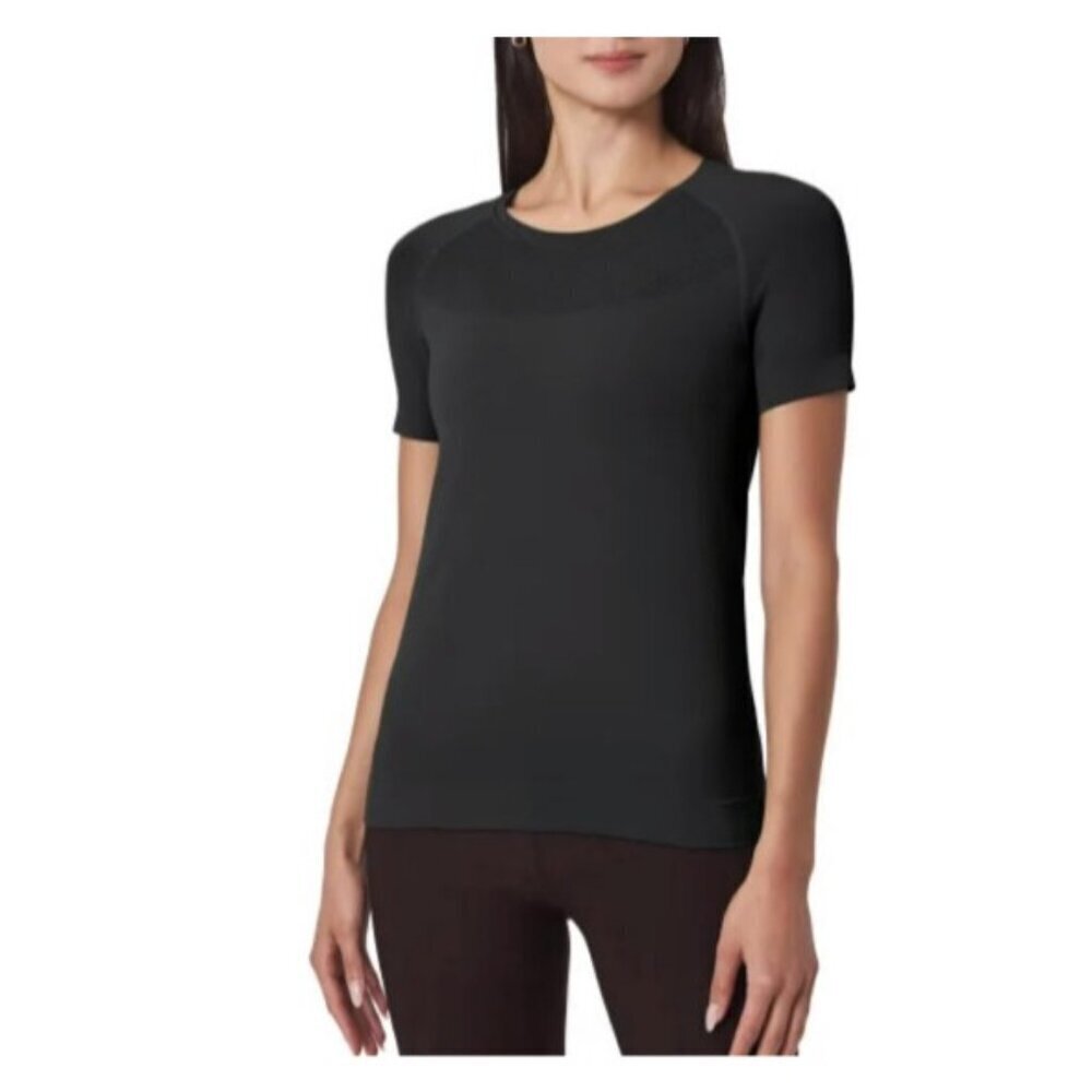 NWOT Mondetta Women's Short Sleeve Fitted Active Seamless T-Shirt